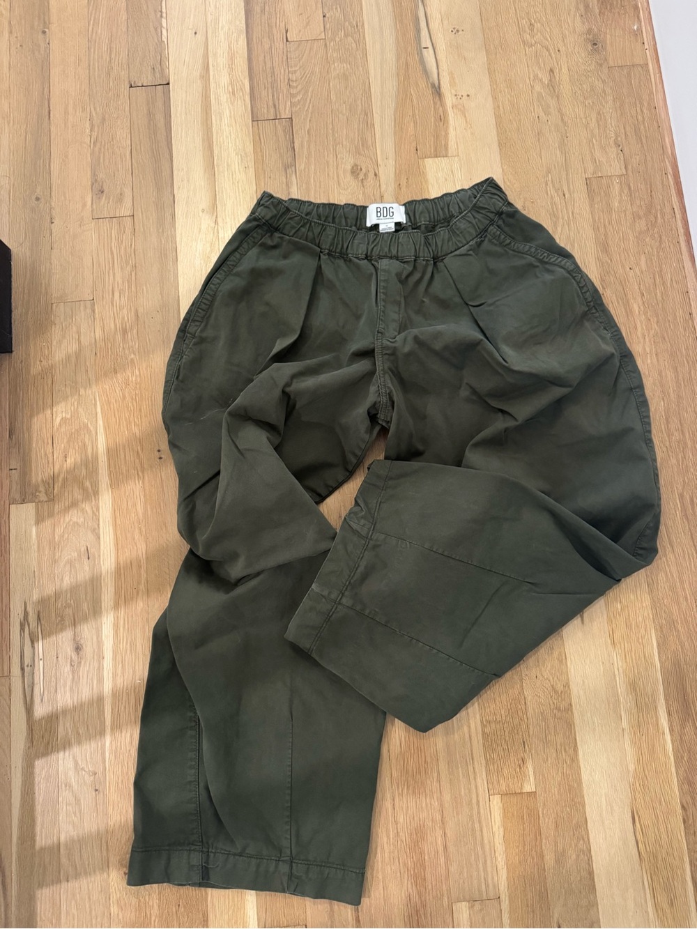 BDG Men's Olive Cargo-Style Elastic Waist Pants